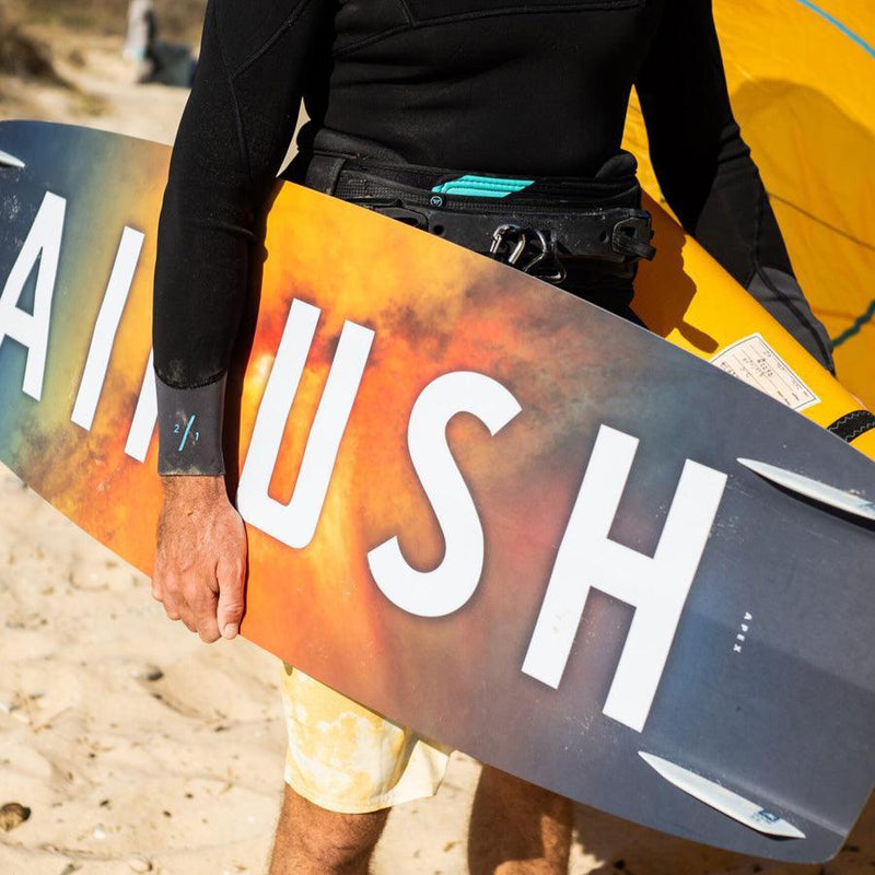 Airush Apex V8 - Kiteshop.com