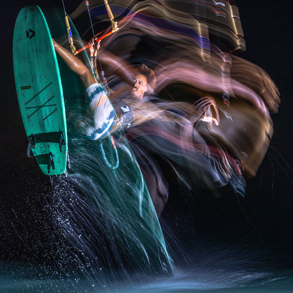 Duotone Click Bar 2026