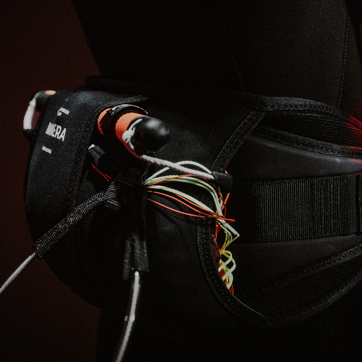 Manera Pocket Wing Belt