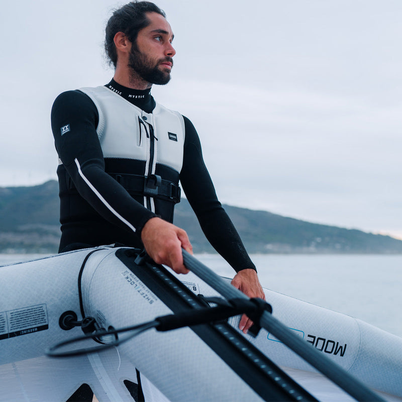 Mystic Endure Wing Impact Vest