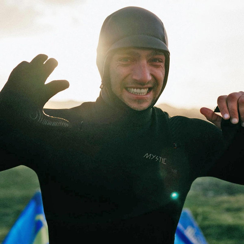 Mystic Supreme 3mm Hood - Kiteshop.com